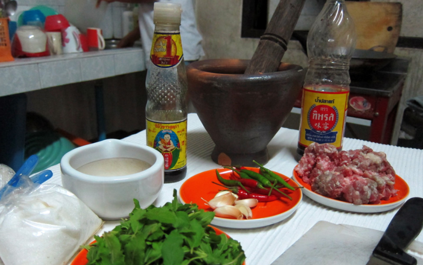 thai pad krapow recipe ingredients